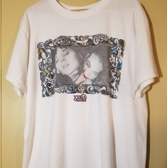SOLD💥Vtg Xena tee - Picture 2 of 6